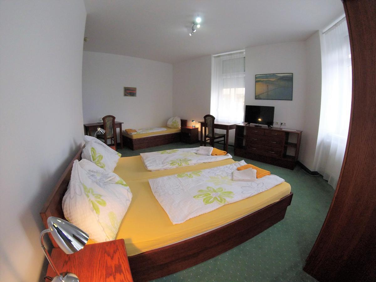 Couette-café San Francisco 3*